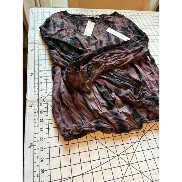 NWT Young Fabulous & Broke Black Pink Tie Dye Key Hole Long Sleeve Blouse M - Picture 12 of 14